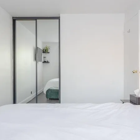 2 King Beds Modern Refurb Flat - 10 Min 2 London Bridge - Sleeps 6 Apartment Exterior photo