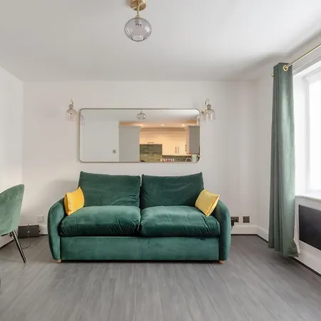 2 King Beds Modern Refurb Flat - 10 Min 2 London Bridge - Sleeps 6 Apartment Exterior photo