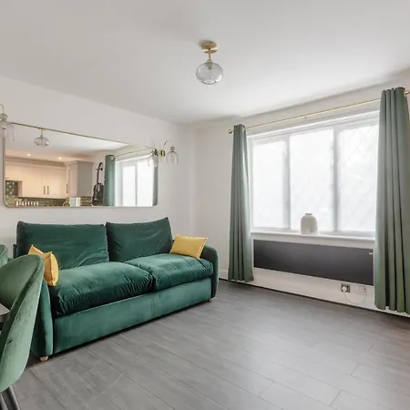 2 King Beds Modern Refurb Flat - 10 Min 2 London Bridge - Sleeps 6 Apartment Exterior photo